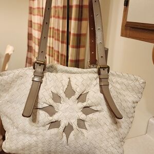 pre-owned Bottega Veneta Intrecciato Marquise Flower tote bag in white leather.